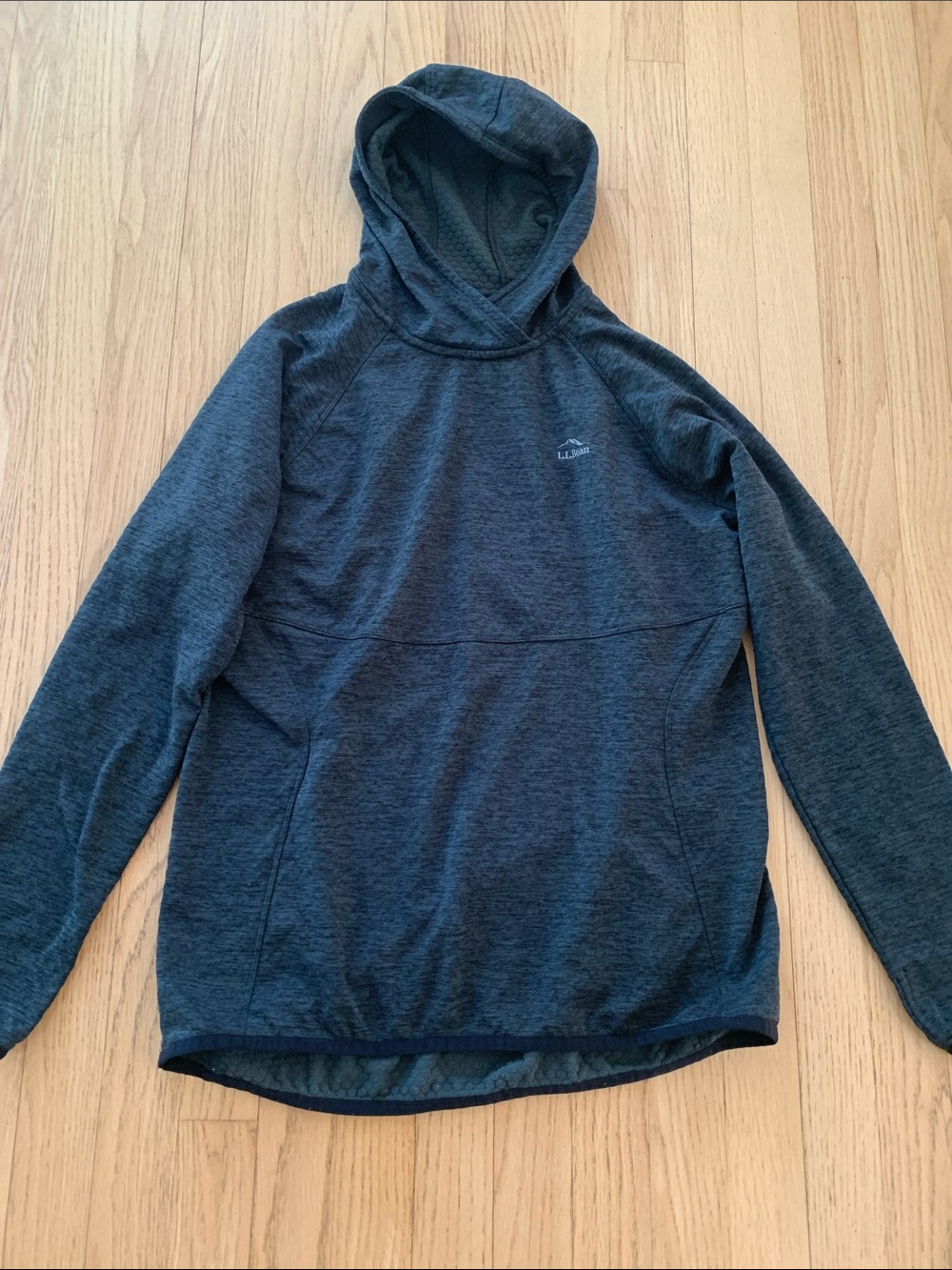 L.L. Bean Women’s Lightweight Stretch Performance Hoodie Pullover Top Medium